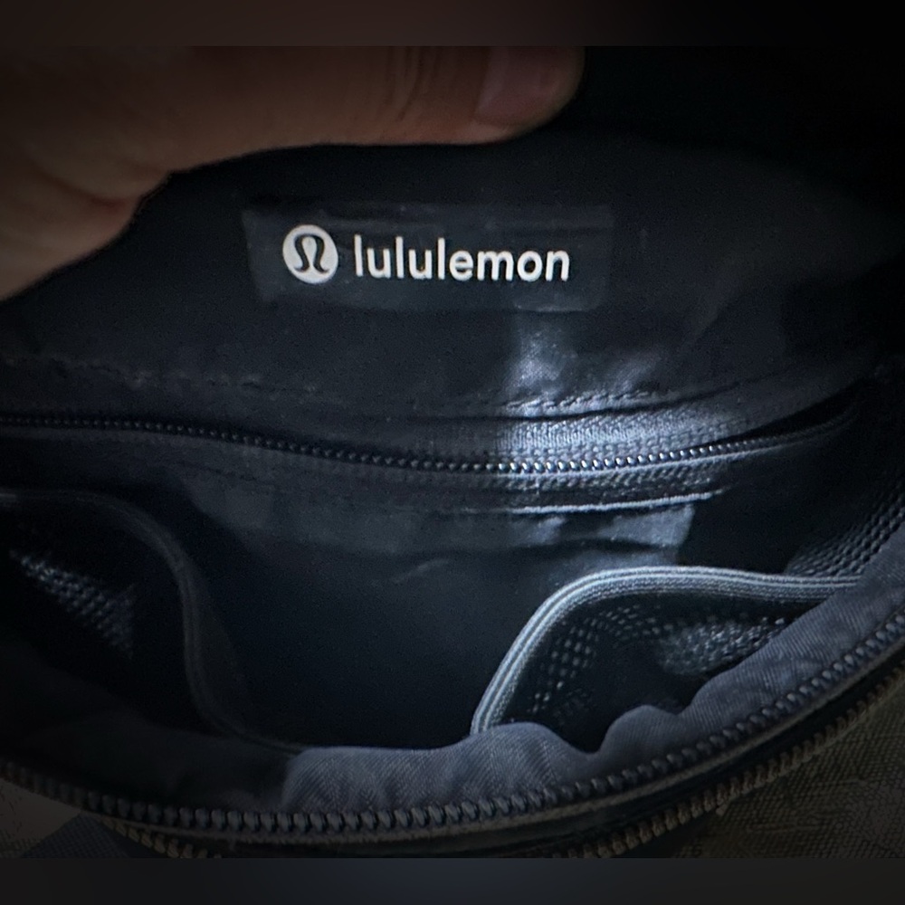 Lululemon Athletica Black Adventurer Belt Bag ❌80% OFF SALE❌ - Picture 5 of 16